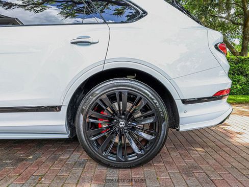 Used 2023 Bentley Bentayga Speed AWD/4WD image 5