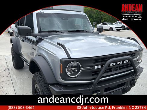 Used 2022 Ford Bronco Black Diamond AWD/4WD image 1