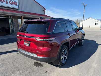 Used 2023 Jeep Grand Cherokee Limited w/ Trailer Tow Prep Group (B)