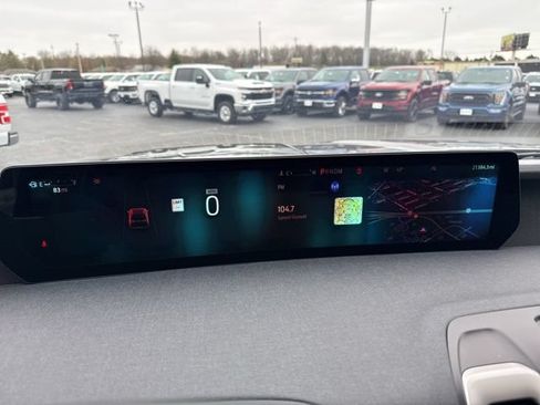 Used 2025 Ford Expedition Active RWD image 13