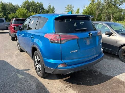 Used 2018 Toyota RAV4 LE w/ All Weather Liner Package FWD image 3