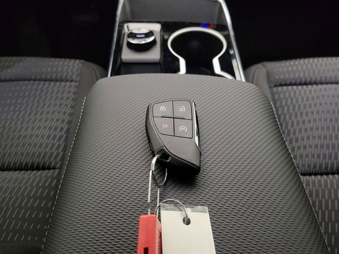 New 2026 Chevrolet Equinox LT w/ LPO, Floor Liner Package image 41