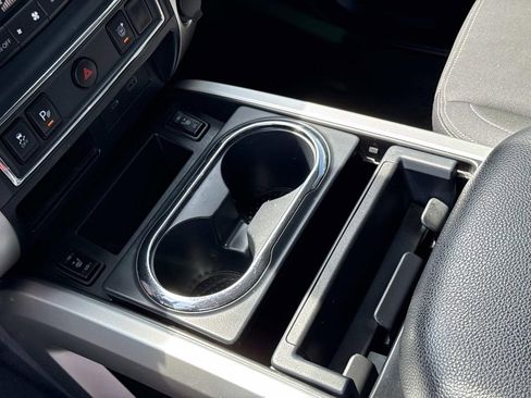 Certified 2021 Nissan Titan SV w/ SV Convenience Package RWD image 26