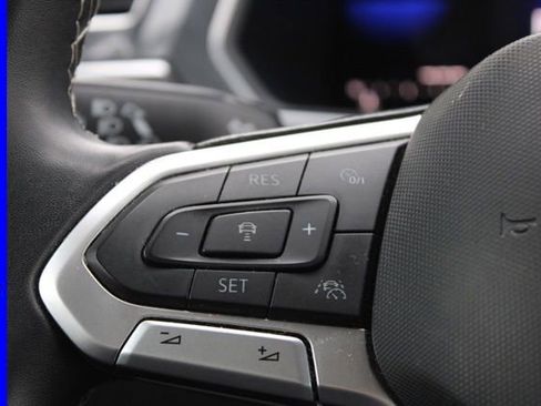 Certified 2023 Volkswagen Tiguan SE image 27