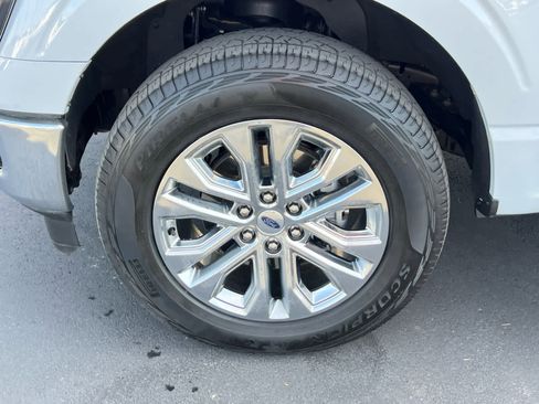 Certified 2025 Ford F150 Lariat w/ FX4 Off-Road Package image 13