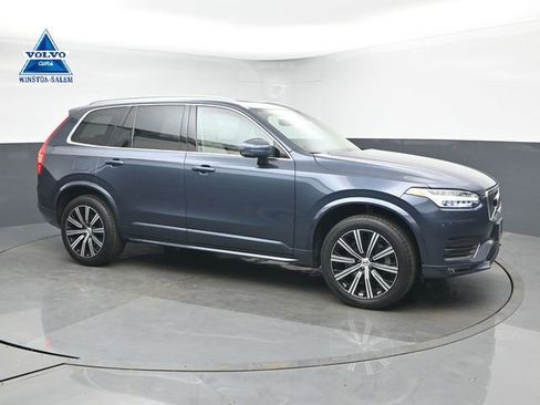 Used 2023 Volvo XC90 B5 Core w/ Climate Package AWD/4WD image 1