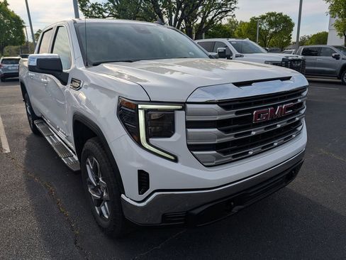 New 2026 GMC Sierra 1500 SLE w/ X31 Off-Road Package image 2