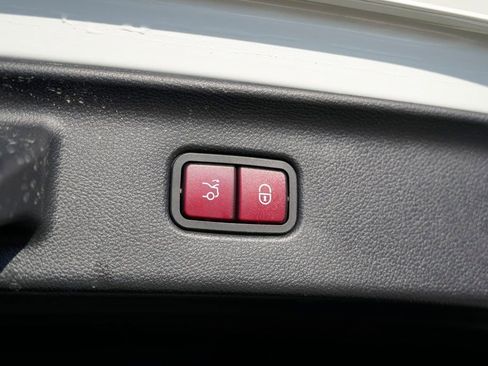 Used 2022 Mercedes-Benz S 500 4MATIC image 17