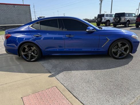 Used 2019 Genesis G70 2.0T Advanced w/ Sport Package image 6