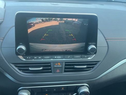 Used 2019 Nissan Altima 2.5 SR image 14