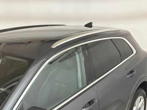 Certified 2025 Audi Q5 Premium w/ Convenience Package AWD/4WD image 25