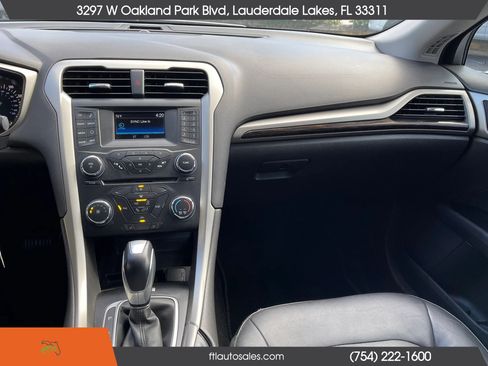 Used 2015 Ford Fusion SE w/ Equipment Group 202A AWD/4WD image 50