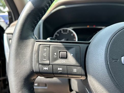 Certified 2023 Nissan Rogue SV w/ SV Premium B Package AWD/4WD image 12