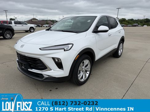 Used 2025 Buick Encore GX Preferred AWD/4WD image 3