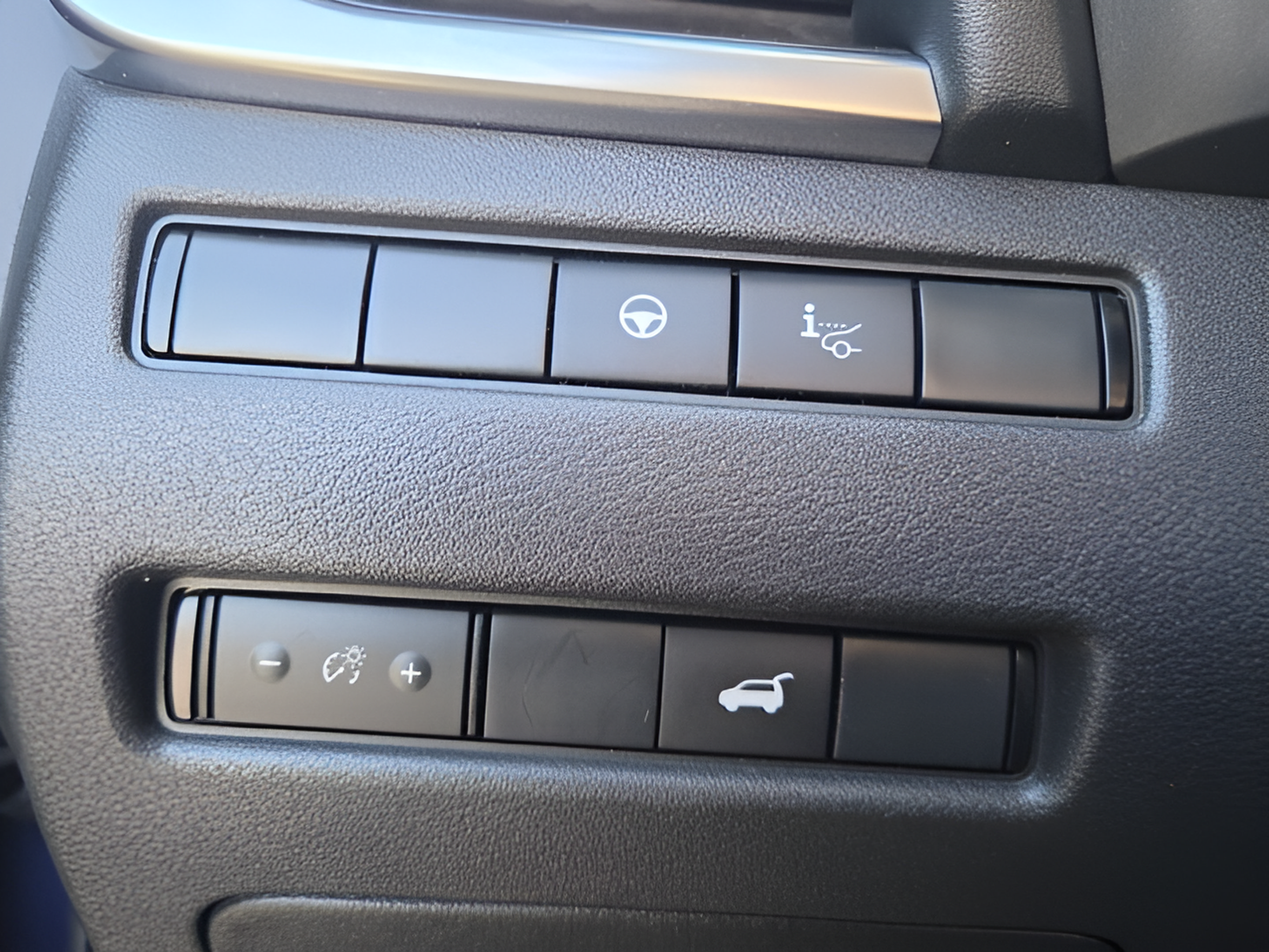 Used 2022 Nissan Rogue Platinum w/ Head-Up Display Package FWD image 31