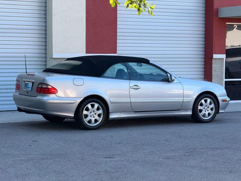 Used 2000 Mercedes-Benz CLK 320 Cabriolet image 6