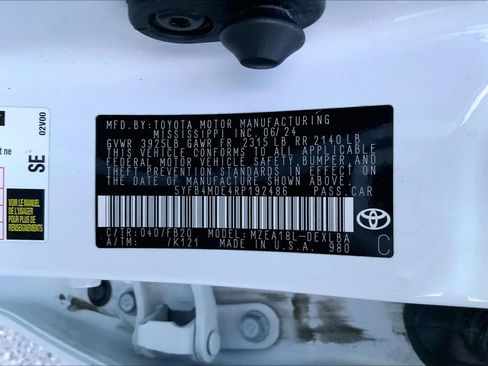 Used 2024 Toyota Corolla LE FWD image 29
