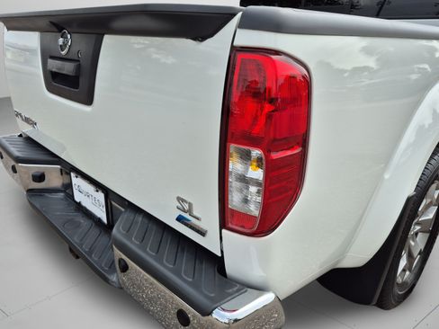 Used 2018 Nissan Frontier SV RWD image 34