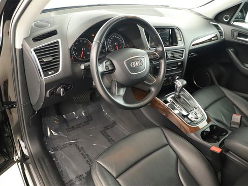 Used 2015 Audi Q5 2.0T Premium Plus w/ Technology Package image 15