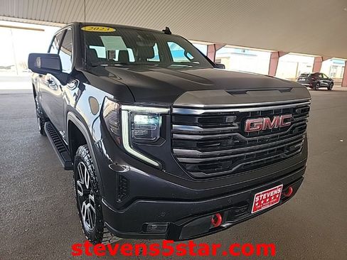 Used 2023 GMC Sierra 1500 AT4 w/ AT4 Premium Package image 6