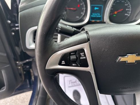 Used 2017 Chevrolet Equinox LT w/ Convenience Package image 16