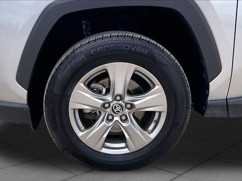 Used 2024 Toyota RAV4 XLE FWD image 11