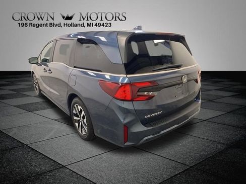 Certified 2025 Honda Odyssey EX-L image 4