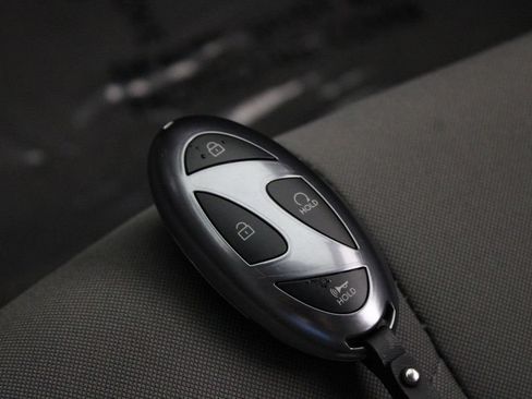 Certified 2026 Hyundai Elantra Hybrid FWD image 28