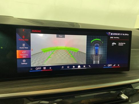 Certified 2024 BMW X5 xDrive40i w/ Premium Package image 19