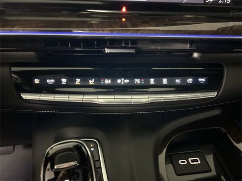 Used 2021 Cadillac Escalade ESV Sport Platinum image 18