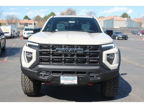 New 2026 GMC Canyon AT4X w/ AT4X AEV Edition AWD/4WD image 11