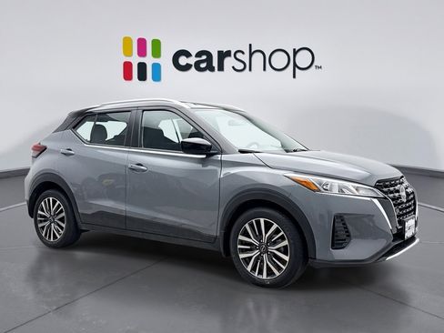 Used 2023 Nissan Kicks SV FWD image 7