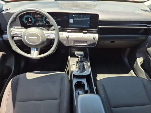 Used 2025 Hyundai Kona SEL FWD image 26