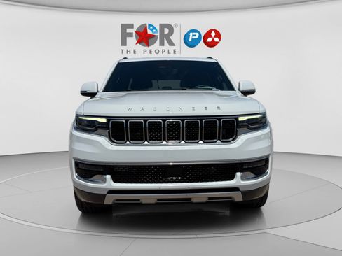 Used 2022 Jeep Wagoneer Series II RWD image 8