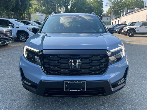 Used 2023 Honda Passport Elite image 2