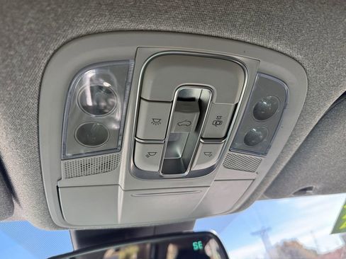 Used 2019 Hyundai Santa Fe Limited image 30