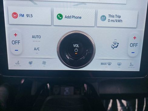 Certified 2024 Ford Mustang Mach-E Premium image 25