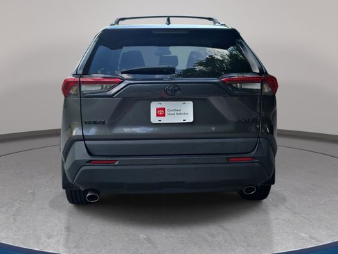 Used 2022 Toyota RAV4 XLE Premium FWD image 6