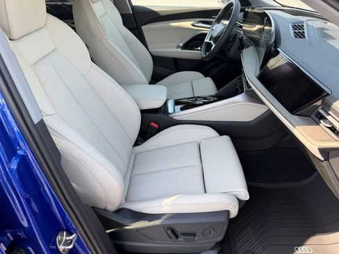 New 2026 Audi Q5 Prestige AWD/4WD image 9
