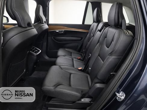 Used 2023 Volvo XC90 B6 Plus w/ Protection Package Premier AWD/4WD image 14