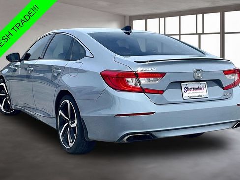 Used 2022 Honda Accord Sport image 4