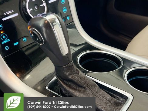 Used 2013 Ford Edge Limited AWD/4WD image 10