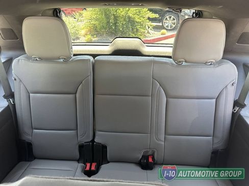 Used 2023 Chevrolet Tahoe LT w/ Luxury Package RWD image 16