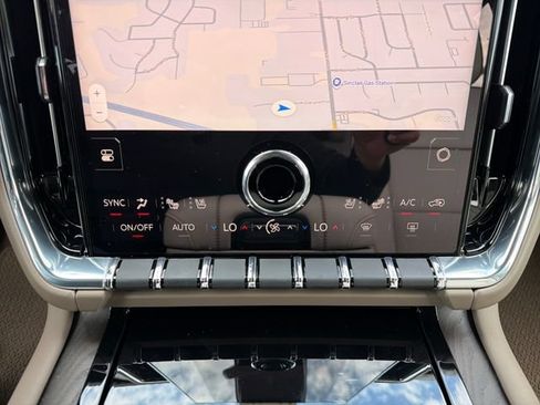 New 2026 GMC Yukon XL Denali w/ Denali Reserve Package AWD/4WD image 14