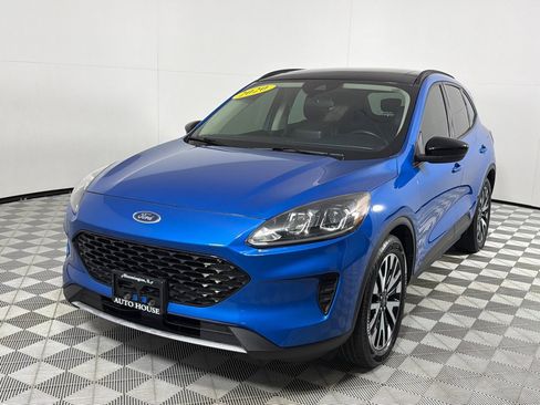 Used 2020 Ford Escape SE Sport FWD image 10