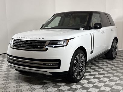 New 2025 Land Rover Range Rover SE