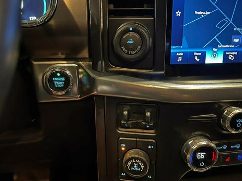 Used 2021 Ford F150 Lariat image 18