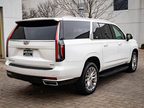 Used 2021 Cadillac Escalade ESV Premium Luxury image 10