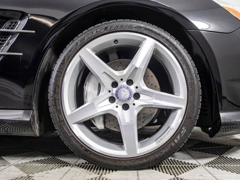 Used 2013 Mercedes-Benz SL 550 image 41