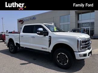 Used 2024 Ford F350 Platinum w/ Tremor Off-Road Package AWD/4WD video 1